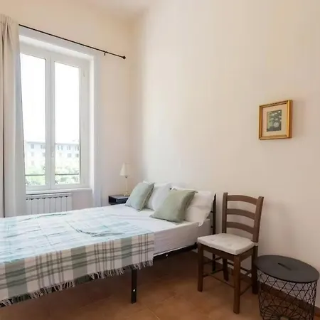 Yanni House In The Center روما